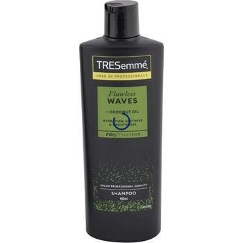 TRESemmé Flawless Waves 3 šampón na kučeravé vlasy 400 ml