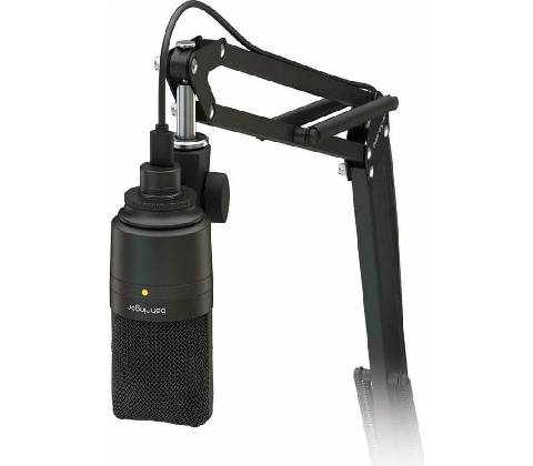 Behringer D3 Podcast Bundle