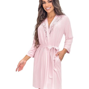 Donna Дамски къс халат модел 228614 Donna