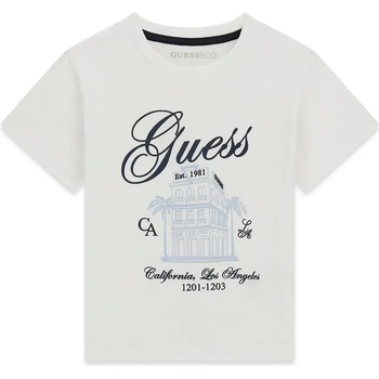 GUESS Тениска в бял цвят за мини момче с тъмно син надпис Guess и щампа на сграда