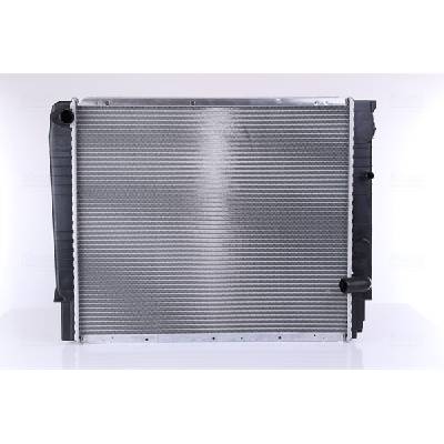 Chladič, chlazení motoru NISSENS 65528A