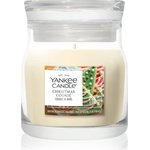 Yankee Candle Christmas Cookie ароматна свещ Signature 110 гр