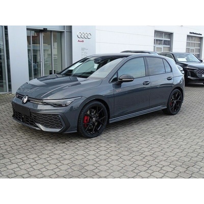 Volkswagen Golf DSG 195 kW