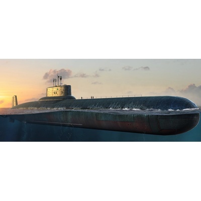 Hobby Boss Russian Navy Typhoon Class SSBN 83532 1:350