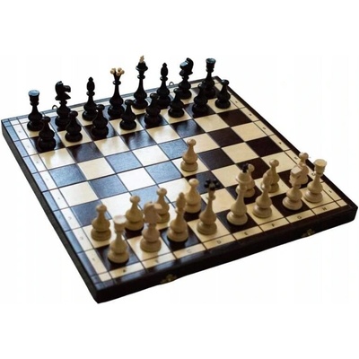 Spoločenská hra Drevený šach BESKYD, krásne figúrky Sunrise Chess & Games