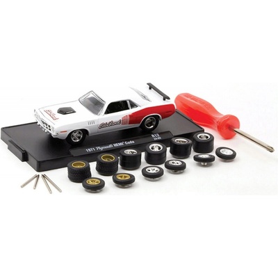 M2 Machines Plymouth HEMI Cuda 1971 Edelbrock 1:64