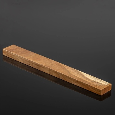 Gudaro - Nástenný magnetický držiak na nože AKIRA 40 cm z akácie GD1009