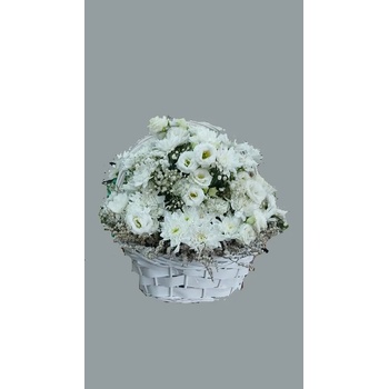 Image 1 of КОШНИЦА С БЯЛА ХРИЗАНТЕМА И ЕУСТОМА