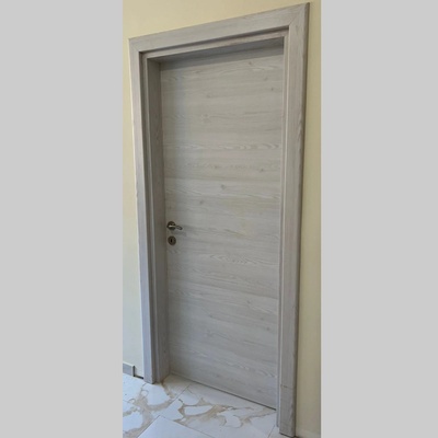 VarioDor Алуминиева врата с облицовка от mdf - Лара (цена без монтаж)