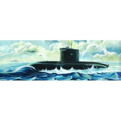 Russian Kilo Class Attack Submarine Trumpeter 05903 1:144