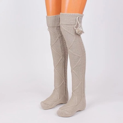 Фигурални 7/8 чорапи в бежово-сив цвят с помпони