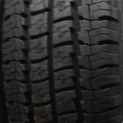 Riken Cargo 205/70 R15 106S