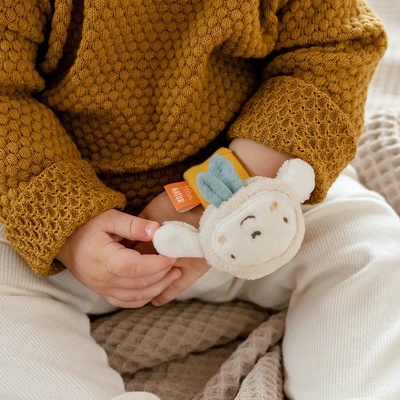 BABY FEHN Chrastící náramek ovečka FehnNatur 3.0
