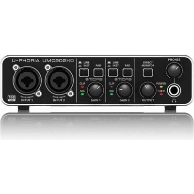 BEHRINGER UMC202HD