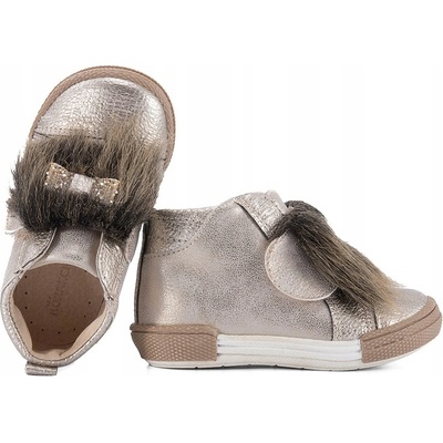 Kornecki 6260 dívčí polobotky boty zlaté