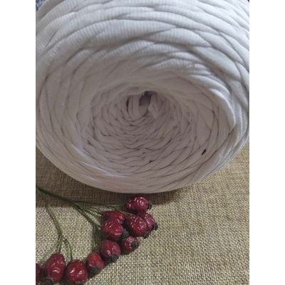 Špagety / příze Vlnika Spagitolli 650-700 g bílá