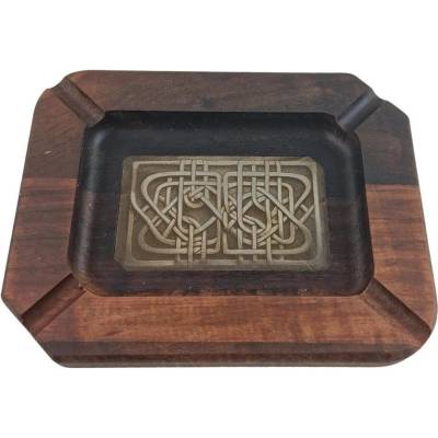 Луксозен дървен пепелник за цигари с гравирана метална плочка (6436)