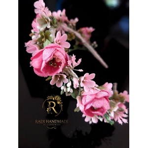 Radi handmade Елегантна диадема с тъмно розови кадифени рози (639)