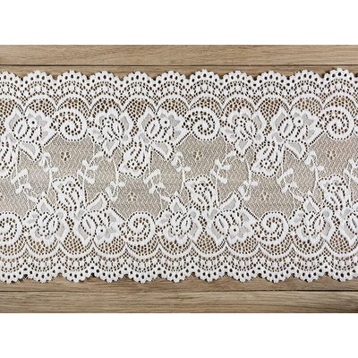 Dekoratívna čipka 0.15x9m belavá I