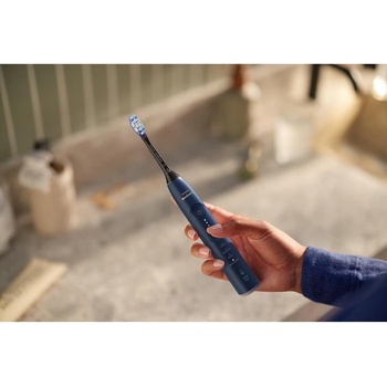 Image 1 of Philips Sonicare 7100 HX7423/01