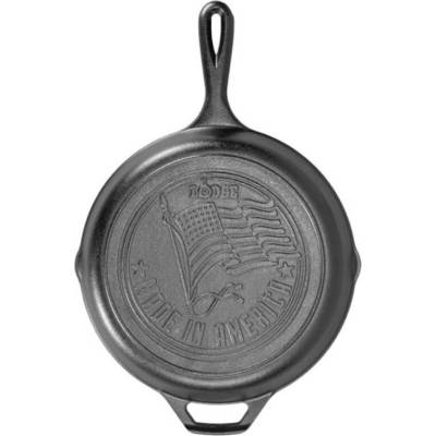 Lodge Litinová pánev Made in America 26 cm L8SKFLAG