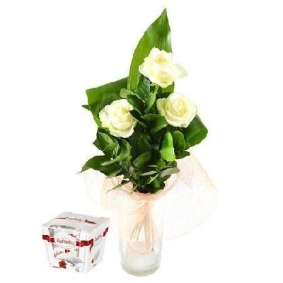 БУКЕТ ОТ БЕЛИ РОЗИ