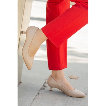 Moda Trend Дамски обувки с нисък ток - Бежови #363865 (363865_Бежов)