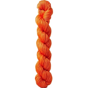 Urth Yarns 16 Fingering O30 Плетива прежда (16F-O30)