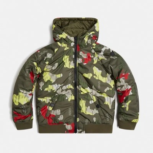 GUESS Двулицево яке за момче в зелено Guess