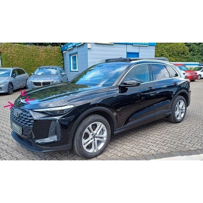Audi Q5 TFSIe quattro S-line 220 kW