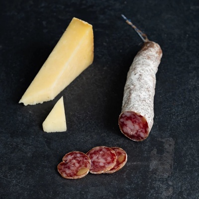 Salaisons du Velay Klobása francouzská s Cantalem 160 g