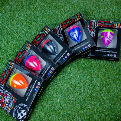 yoyofactory SHORT CIRCUIT spintop Energia žonglovací káča na triky Modrá