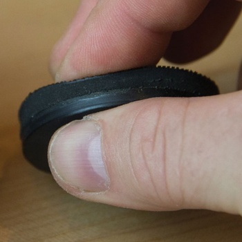 Tuhý miniunašač šmirgľov na suchý zips- pr.50mm