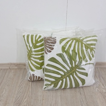 Bydlení M.S. bavlna polštář Palmový motív zelená Zenobia 45x45 2 ks