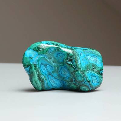 Malachit - chryzokol přírodní leštěný 190g, Kongo | MINERALS-STONES® MCH10