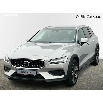 Volvo V60 Cross Country AWD B4 145 kW