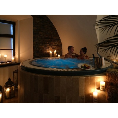 Privátní relax pro dva na Zámku Wichterle