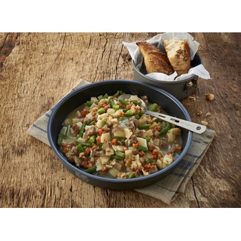 Trek’n Eat Тоскански деликатес от говеждо месо с картофи и боб