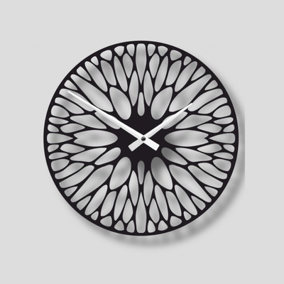 Karls Design Drevené nástenné hodiny Ena 40 cm zlatá
