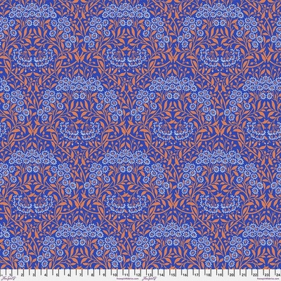 Bavlněná látka květinová modrá | Kaffe Fassett x Morris & Co – Michaelmas Daisy