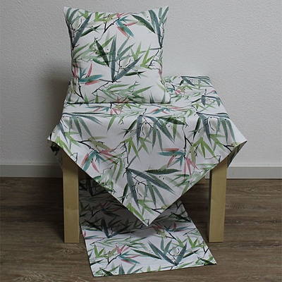 Hossner bavlna obrus Midori zelené listy 40x100cm