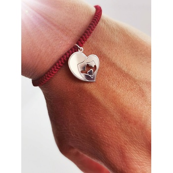 Image 1 of Гривна с червен конец за Мама (ДСГ3)