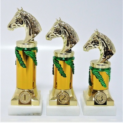 VIZINGR Koně trofeje 66-P007 17 cm