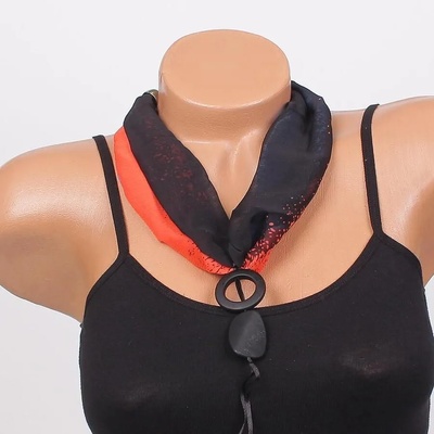 Фишу-колие в оранжево и черно с висулки