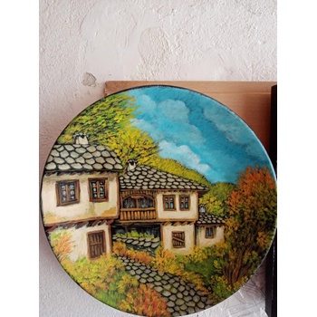 Ръчно рисувана керамична чиния - 30см