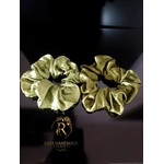 Radi handmade Сатенени скрънчита в светло маслинено и тръстиково зелено (679)