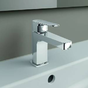 Ideal Standard Смесител за умивалник Ideal Standard Cerafine D BlueStart, гланциран хром, без вентил H80 (BC683AA)