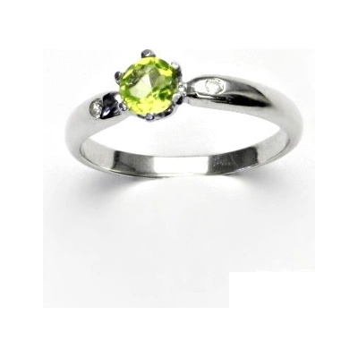 Čištín stříbrný přírodní olivín prstýnek čiré zirkony VLZDR 048