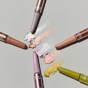 IsaDora Дълготрайни водустойчиви стик сенки за очи с блестящ ефект IsaDora The Shimmer Eyeshadow Stick (10000204)