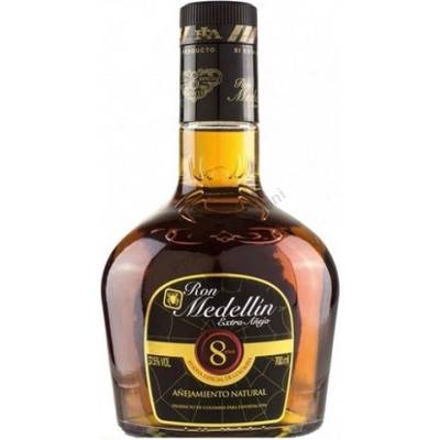 Ron Medellin Extra Anejo Rum 8y 37,5% 0,7 l (holá láhev)